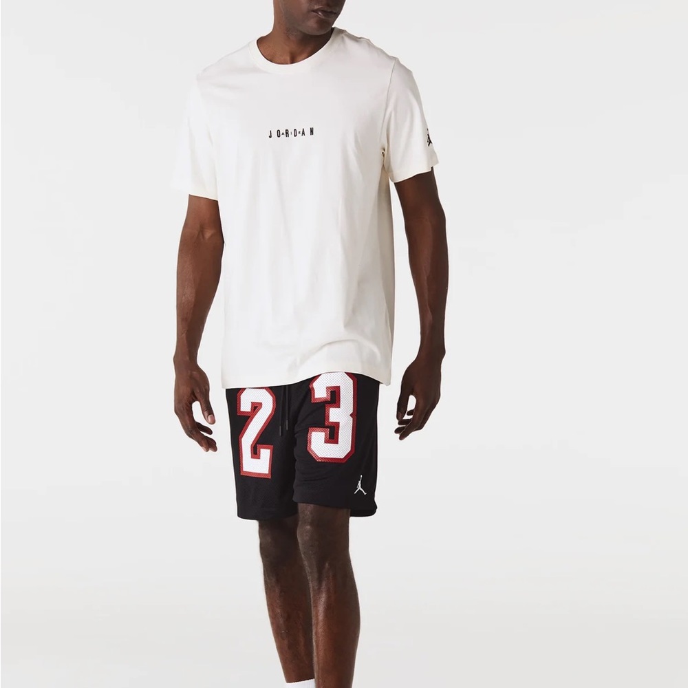 SOLD‼️‼️ NWT Jordan Air Tee - Shirt - Picture 3 of 5